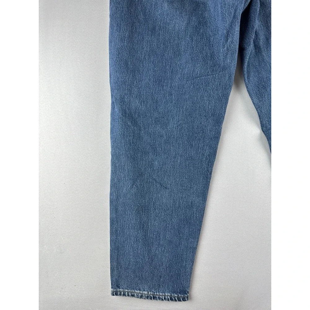 Vintage Levi's 560 Loose Tapered Jeans 34x30 Medium Wash Made In USA